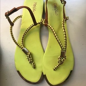 Sandals Neon and Gold Mossimo